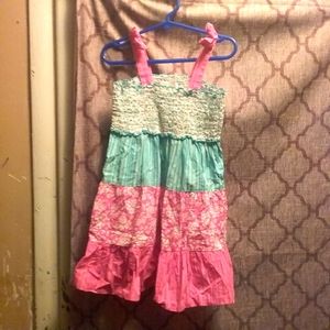 Girls dress